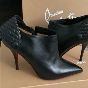 Christian Louboutin bootie size 39